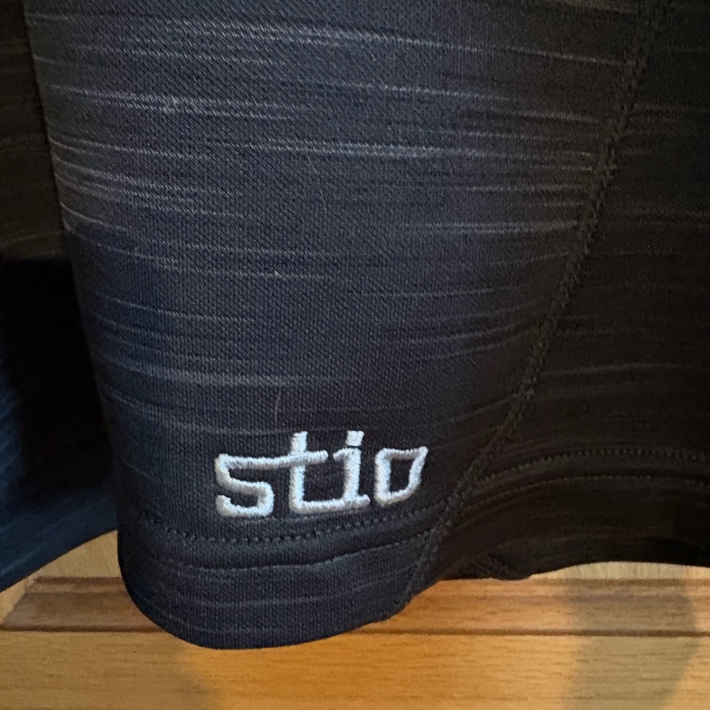 Stio Charcoal and Light Gray Quarter-Zip fleece Pullover - Picture 3 of 4